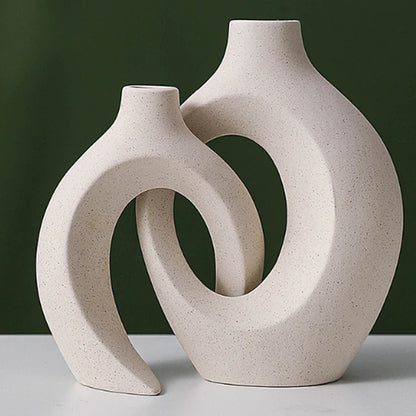 Vase en céramique exposé en Œuvre d'Art - DESIGNER